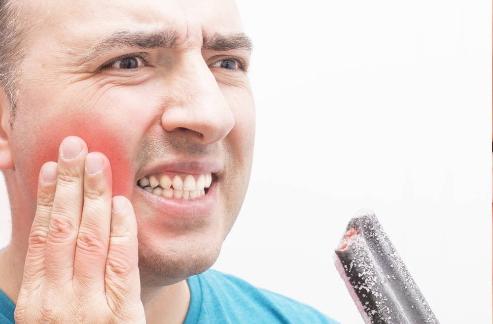 How to Prevent and Treat Tooth Sensitivity