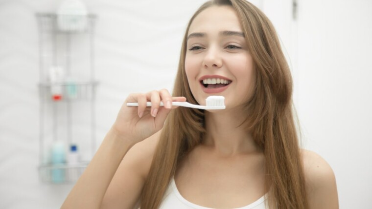 Common Mistakes People Make When Brushing Their Teeth